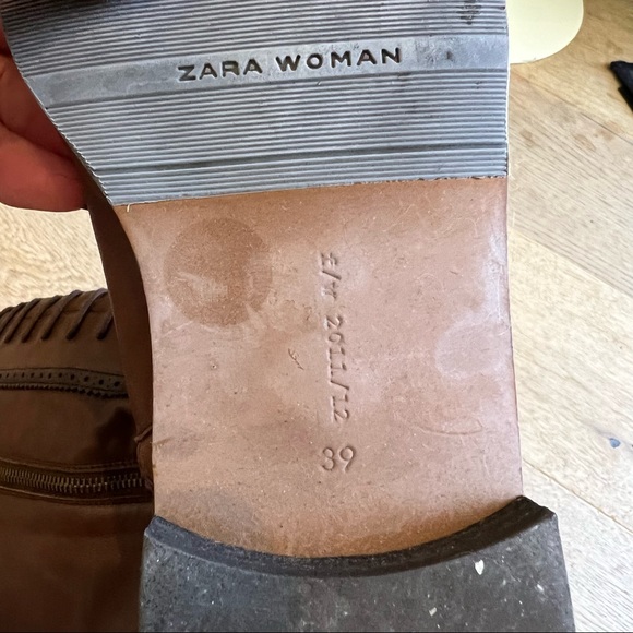 Genuine leather brown intricate knee high boots - Picture 5 of 12